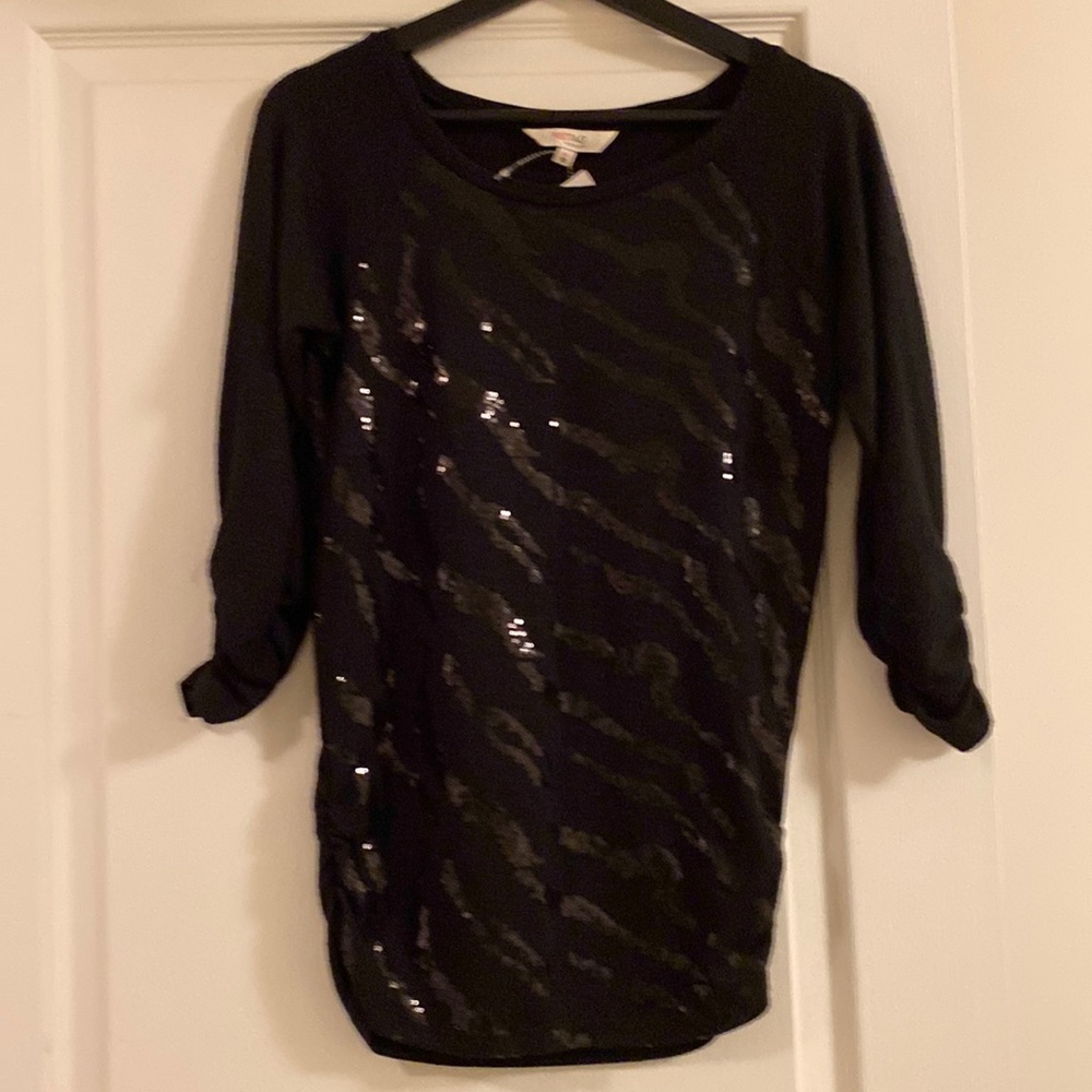 Women black top, size S